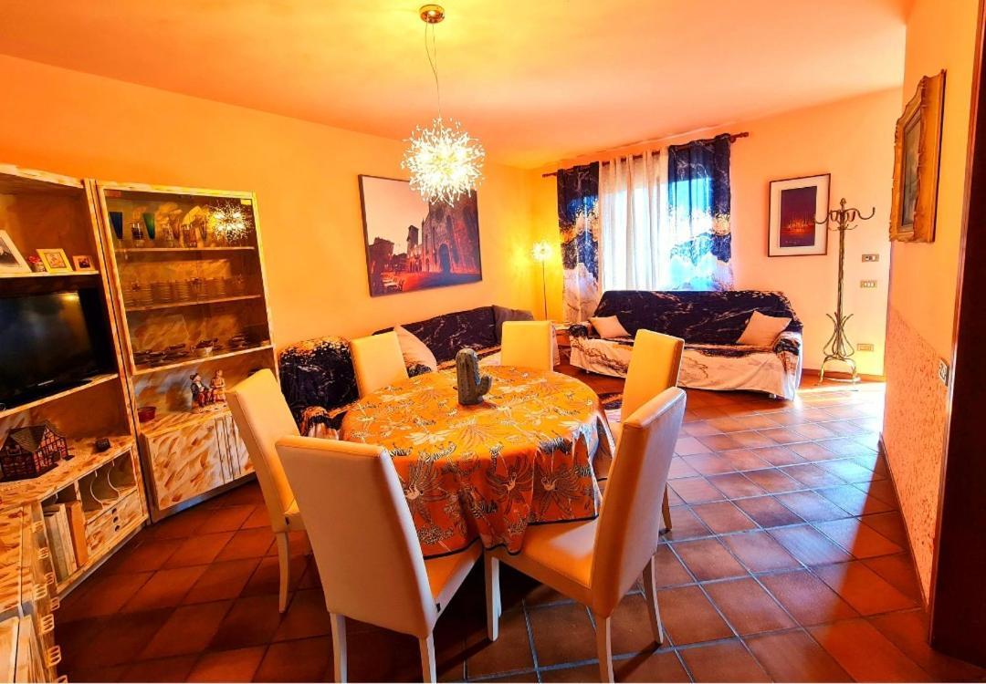 B&B Margot Albavilla Εξωτερικό φωτογραφία