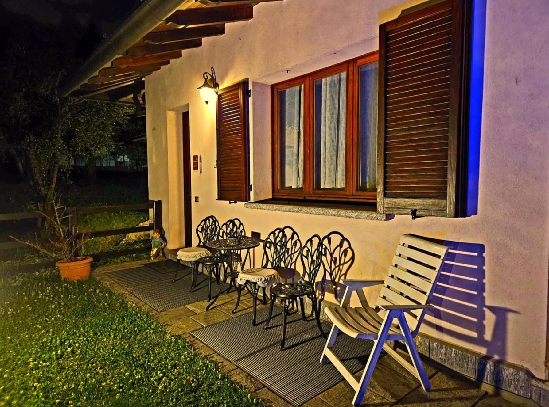B&B Margot Albavilla Εξωτερικό φωτογραφία